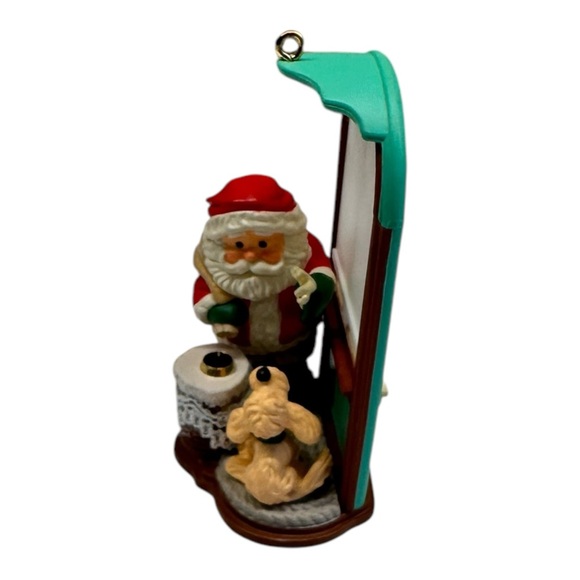 Hallmark “Christmas is Magic” Lighted Christmas Ornament #QLX7171 (1988) - Picture 3 of 6